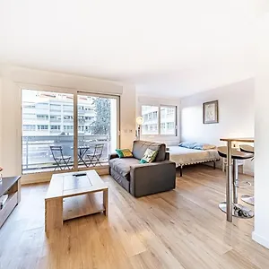 Le Petit Massena-cosy 2 Pers Balcon- Part Dieu Appartement